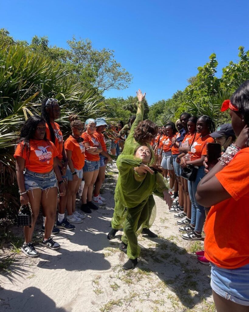 Artburst - Students-from-Homestead-Senior-High-School-watch-NWD-Projects-Dancers-photo by Lateshia McFarlandjpg