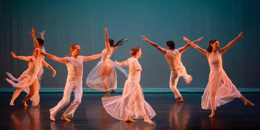 Lisa Chow & Desert Dance Theatre in Mesa — Dancing for Water at Mesa Riverview Park